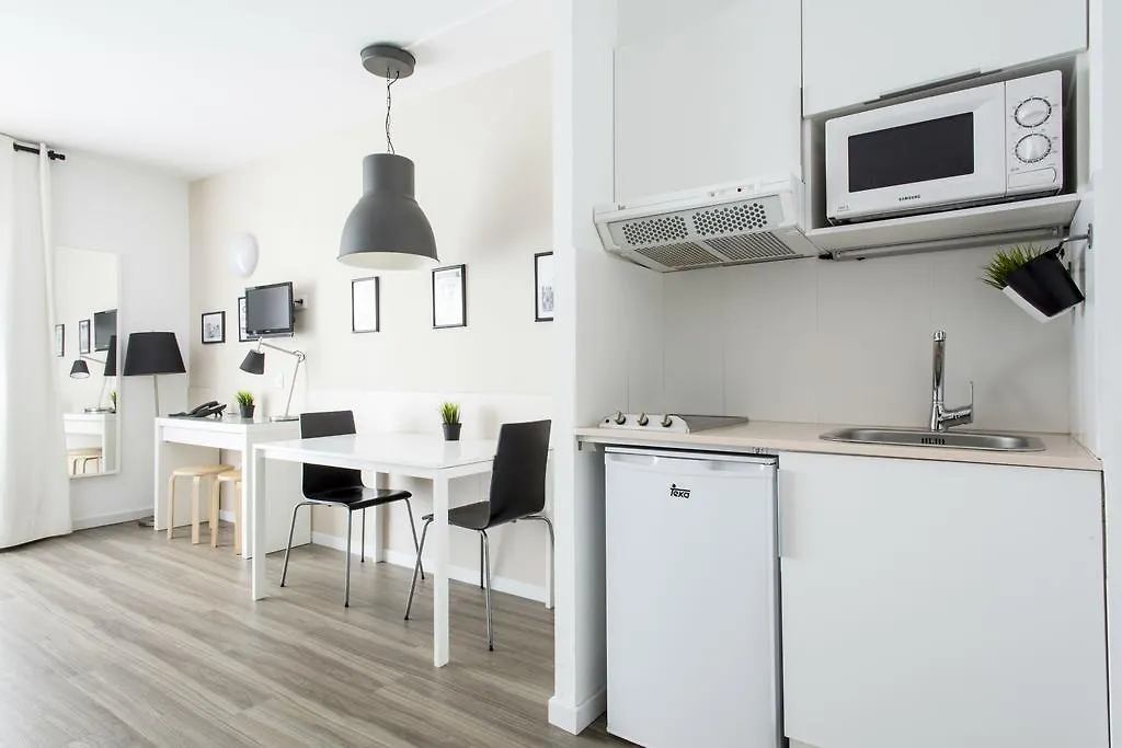 Residencia Universitaria Resa Campus Del Mar Barcelona